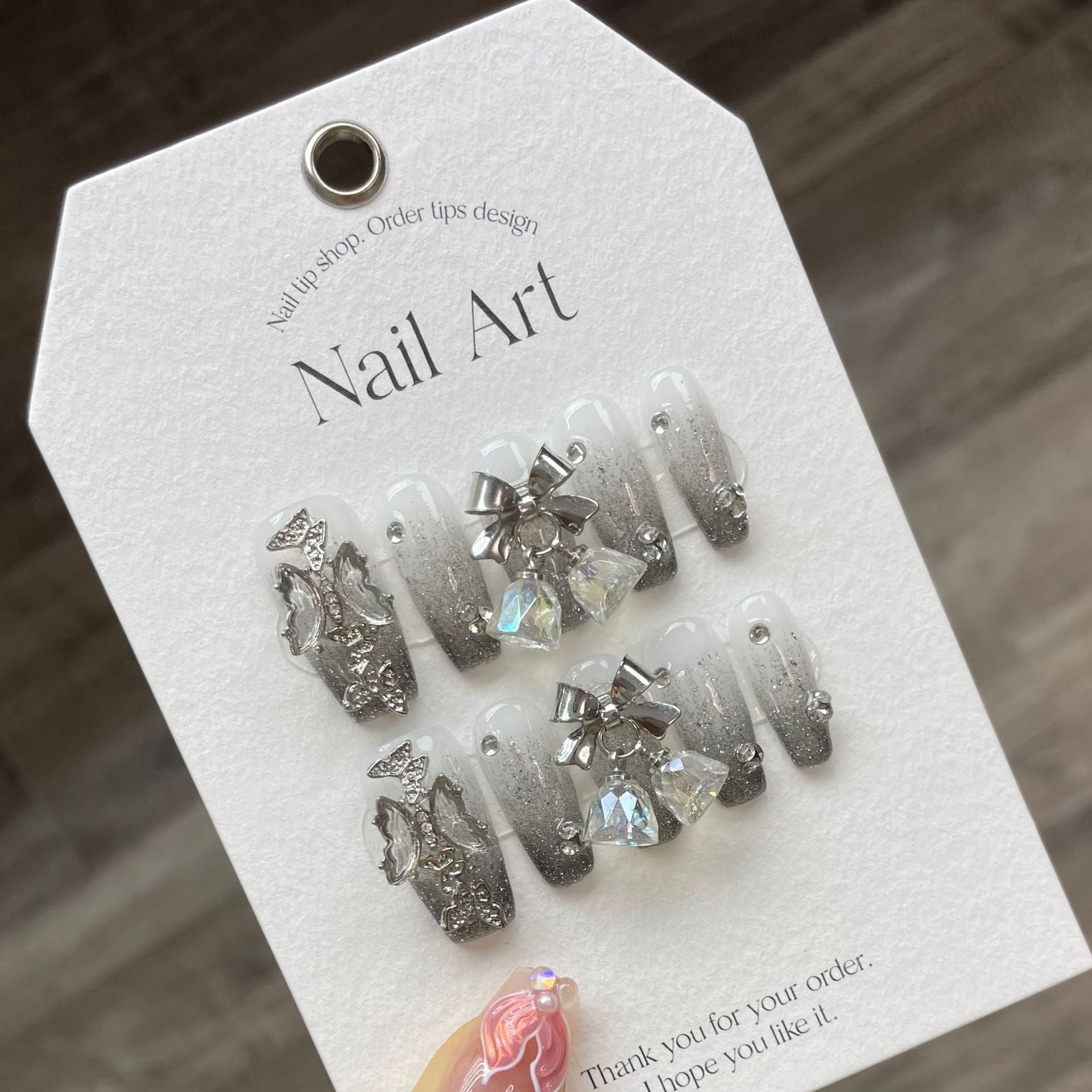 Elevate Your Look with 1024 Handmade Press-On Nails – Instant Glamour at Home