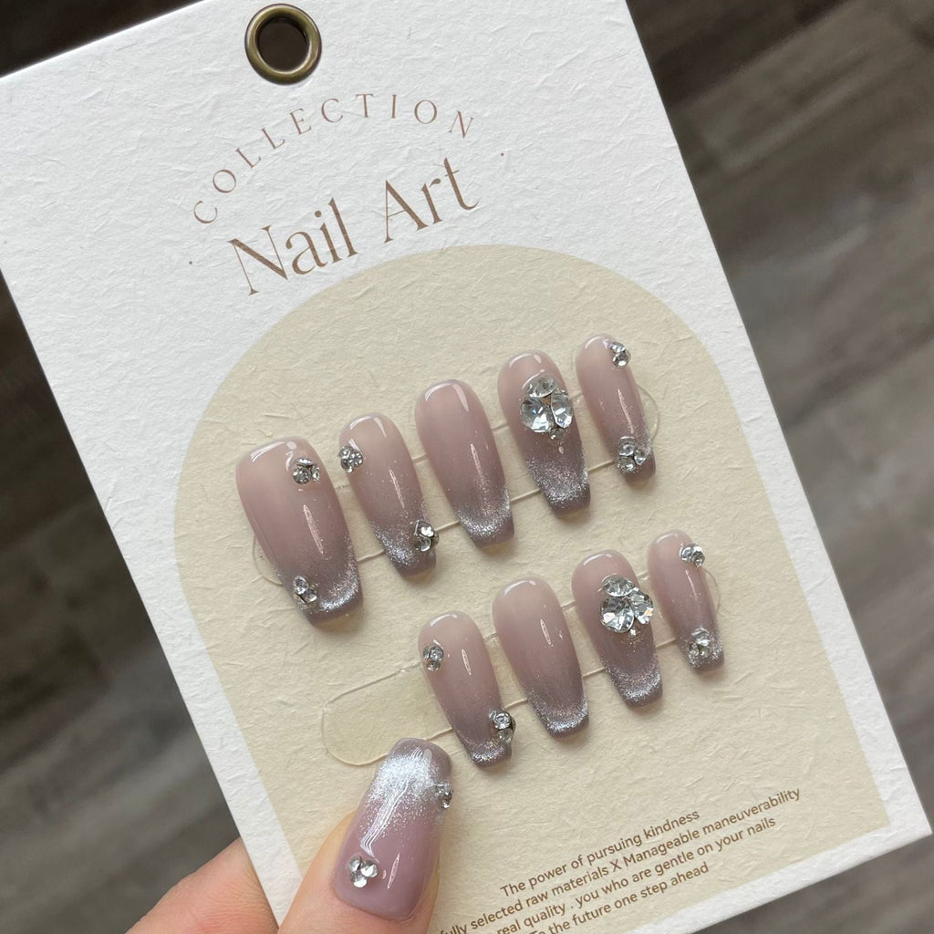 Elevate Your Look with 1024 Handmade Press-On Nails – Instant Glamour at Home