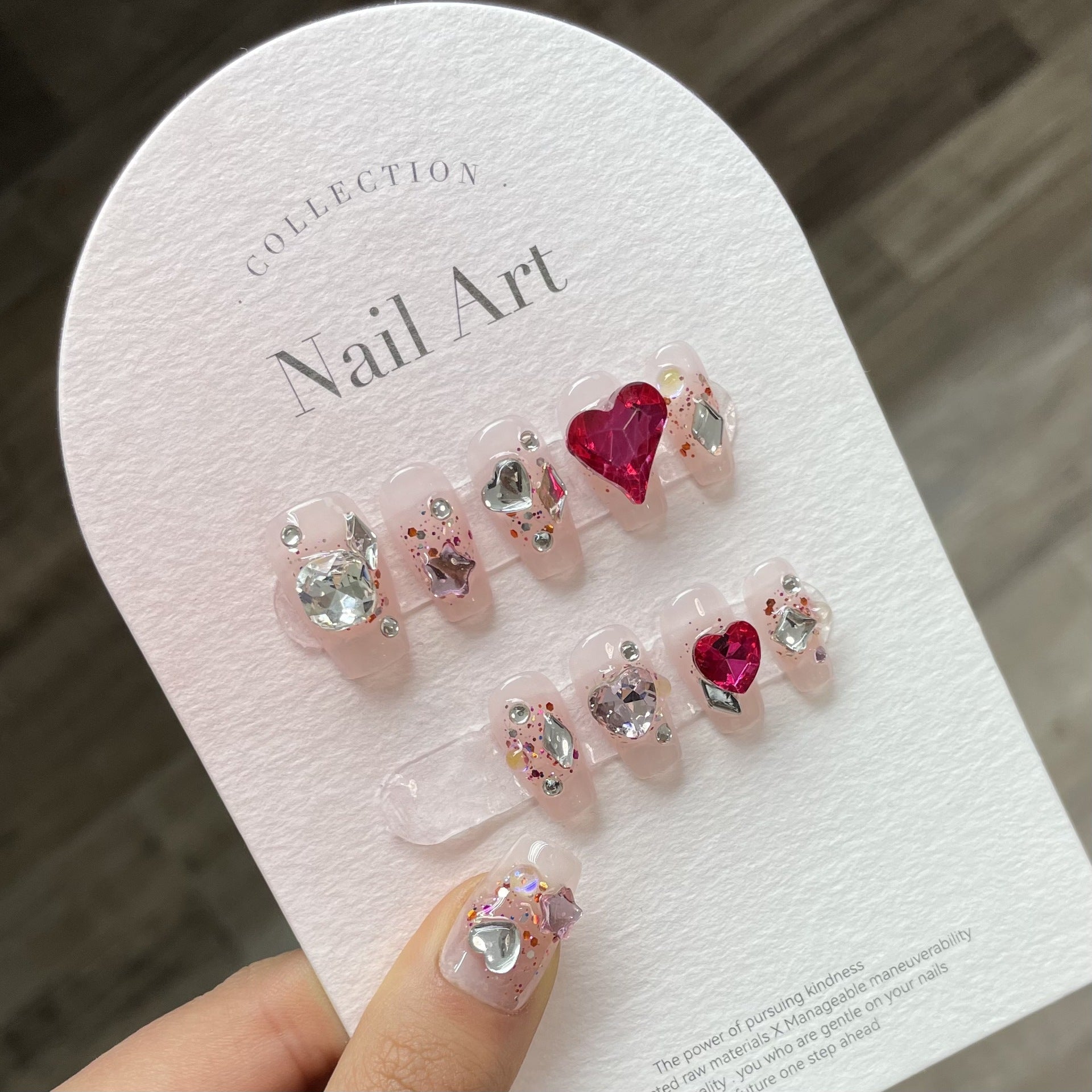Elevate Your Look with 1024 Handmade Press-On Nails – Instant Glamour at Home
