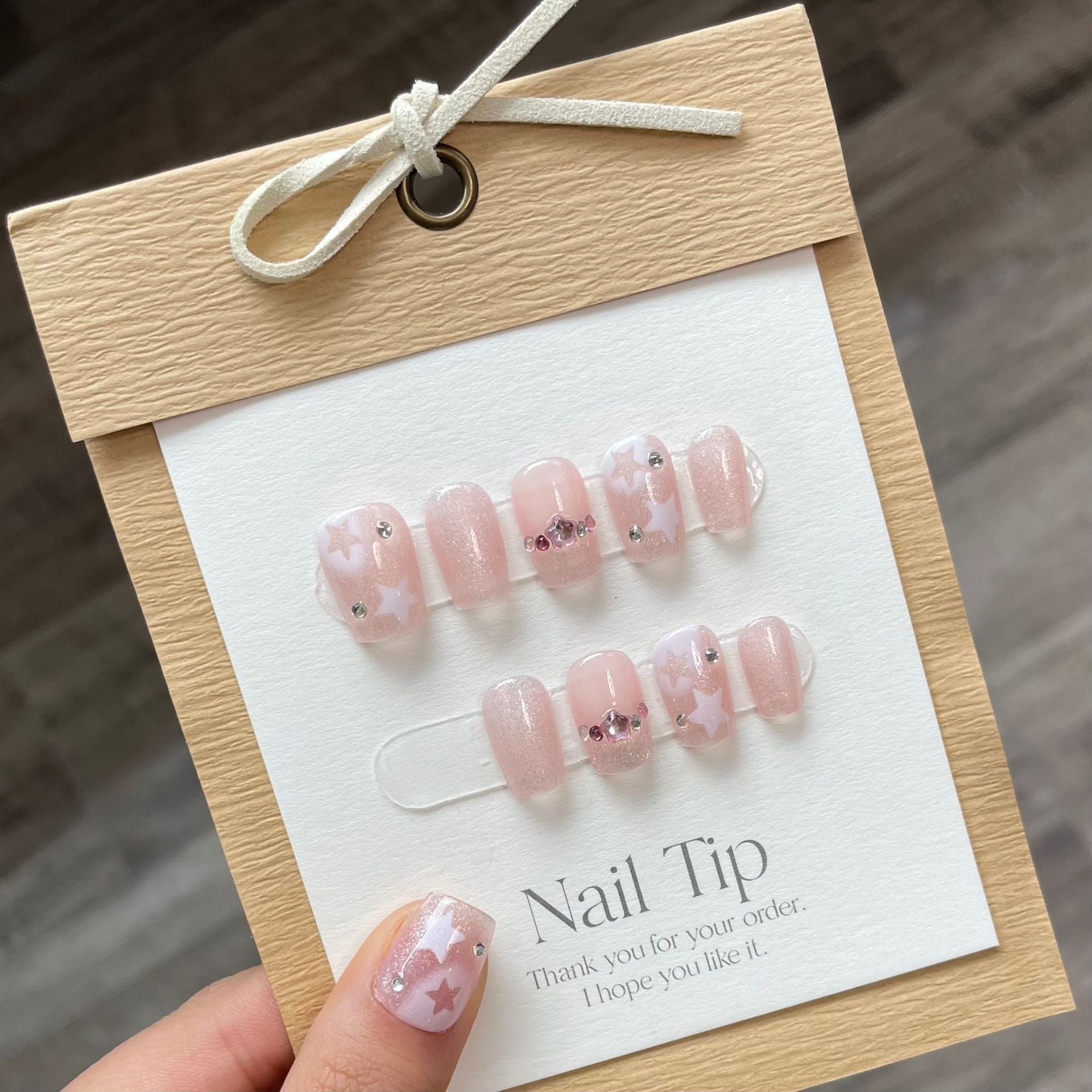 Elevate Your Look with 1024 Handmade Press-On Nails – Instant Glamour at Home